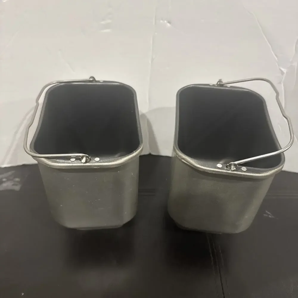 Lot of 2 Breadman BK2000B Bread Pans & Kneading Paddles Replacement Parts